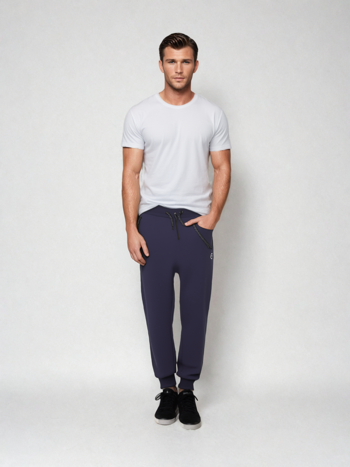 Validate Milo Jogger Navy